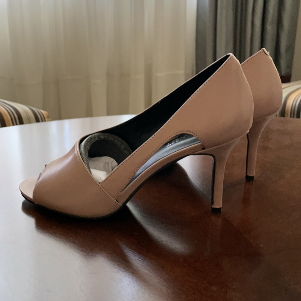 Nine West taupe guru open toe heels